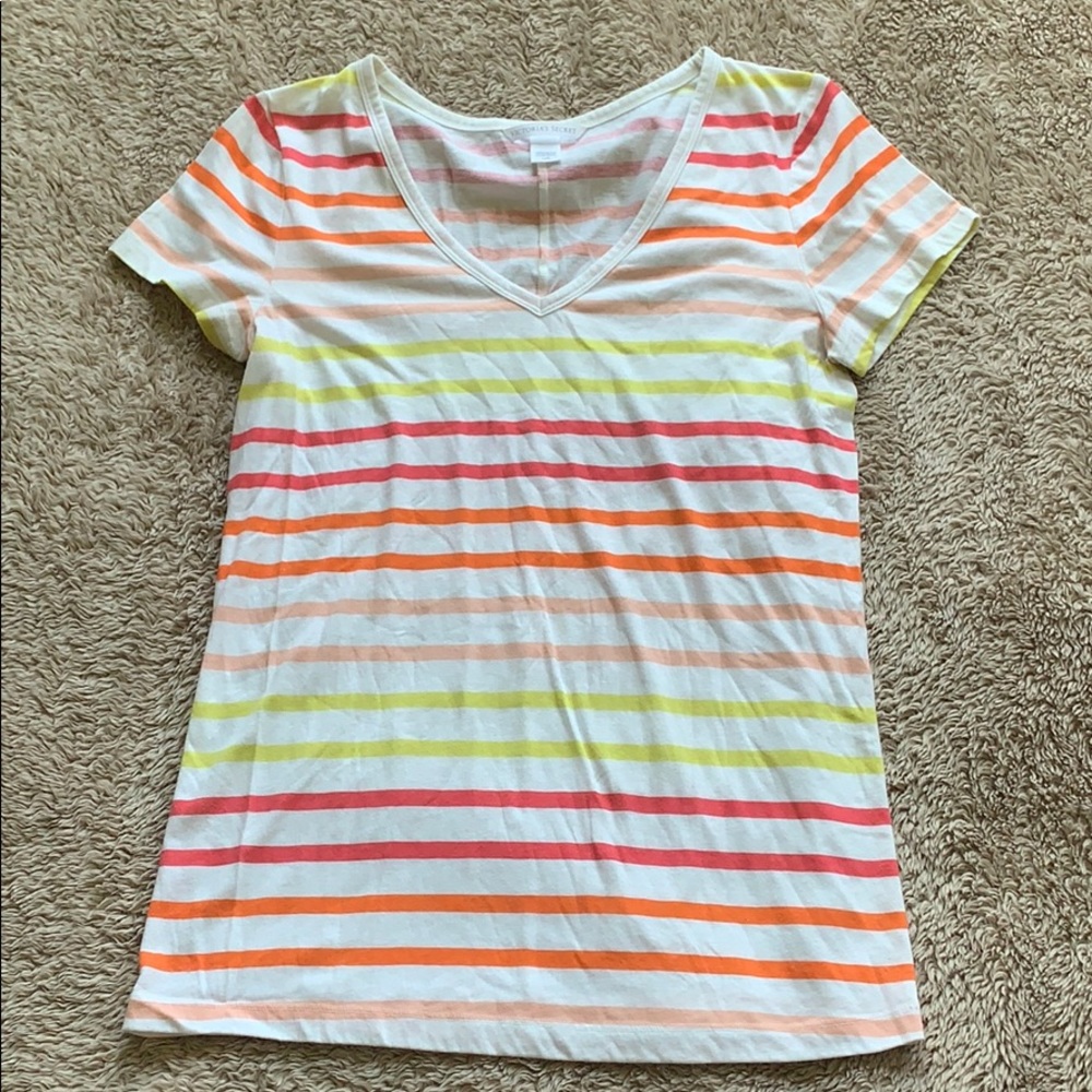 VS v-neck Tshirt